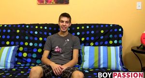 Hot twink butt Max Morgan jerking his bbw cock at home