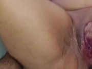 Así es como se ve la masturbación perfecta - tortura de clítoris y orgasmo tembloroso con la vecina