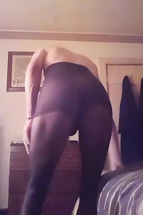 Mellissa putson her pantyhose and stilettos.