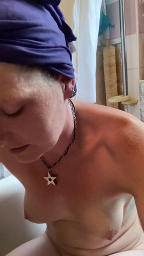 Wanking in hot water is too intense to orgasm in on the first attempt   Clip 1