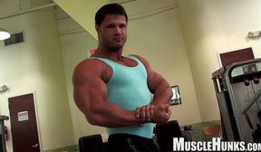 Muscle Hunk Kurt