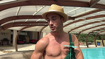 Coquiner au soleil, un immense plaisir pour Victoria...