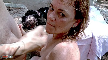 Kevin White fucking spanish granny Delia Rosa while her is watching