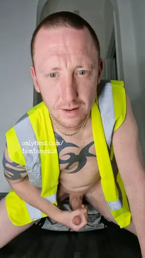 Ginger lad wank and cum