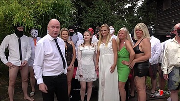 Wedding outdoor creampie gangbang group sex orgy