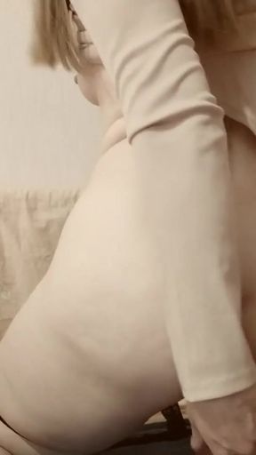 Tight ass stretched by big dildo   Clip 2