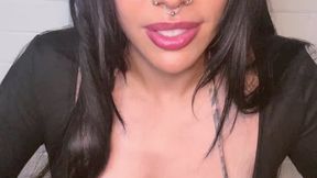 Stepmommy Handjob