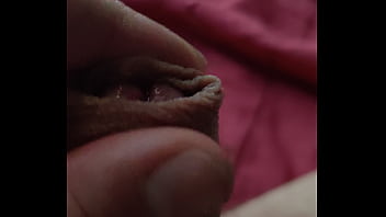 Ifoslave masturbating with rings