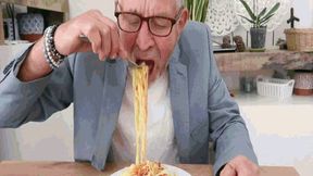Lunch for the boss MP4(1280x720)FHD