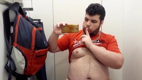 gozei no provador da renner e depois lambi (completo) - ja fizeram alguma sacanagem no provador de loja? - fernando devil solo