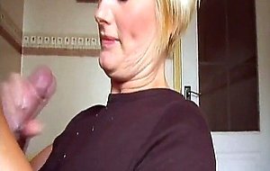 Sally Taylor homemade bllowjob and facial