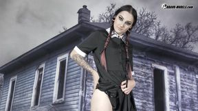 430 - Sharlotte Thorne