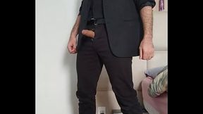 Terno e Gravata e Pau Duro