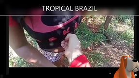 minha prima de 18a me convidou pra jogar e vi que estava sem calcinha!