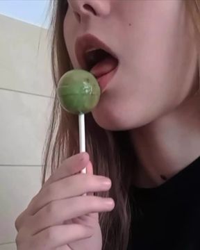 GO CRAZY! She Sucks The Best! This Is What Happens When She Loves Dick!