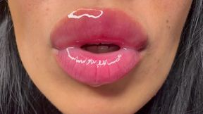 White Cumropes as My Lipgloss