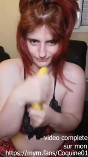 I guide you in your handjob to squirt on my face