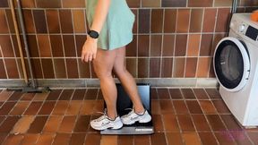 Sneaker-Girl Gym-Lady - Notebook Crush