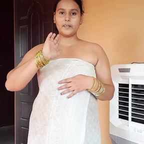 chuddkad puja bhabhi bathroom blog