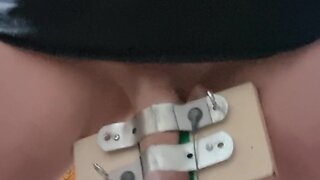 Electro-strom und gewicht: cumshot, slave, bdsm, cbt, masturbation, masturbators, torture