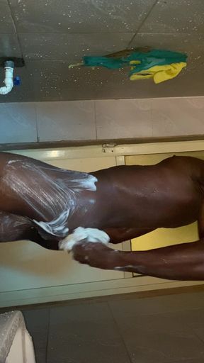 Come join me in the shower (Landscape)