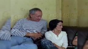 Petite housewife gets a makeover ready for her threesome