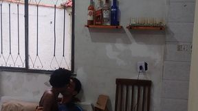 riquinho da zona sul viu a preta e o pau encolheu de nervoso