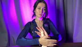 This policewoman will make you feel very guilty for her clothes with your sperm