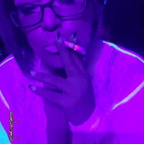 Smoking 677