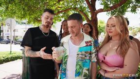 Zoey Uso's Morning Rush Ignites in Blonde Blowjob Bliss