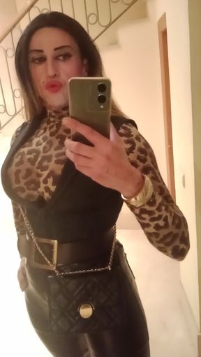 Sissy MILF