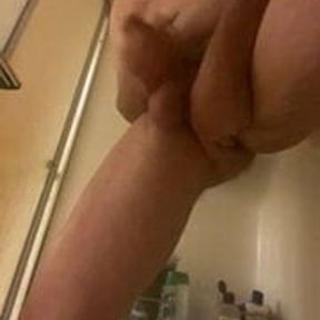 Jerkoff in shower