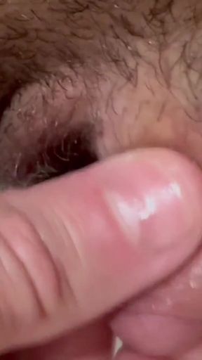 Trans man jerking off hard until he has a great orgasmo   Clip 3
