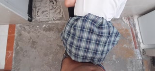 Morrita Colegiala es follada por su&nbsp;hermanastro cuando llega de la escuela