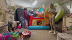 Mass Inflatable And Balloon pop 4k