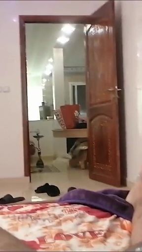 Big Ass Arab Girl Bouncing