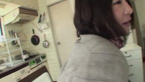 Mature Asian MILF gives sloppy blowjob and shows off hairy pussy