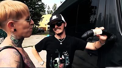 BUMS BUS - The tattooed German Lady Kinky Cat has hot sex in traffic
