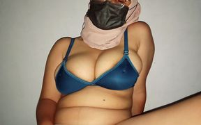 Fucking a Busty Wife Until Satisfied When the House Is Quiet