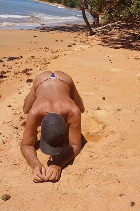 Ladysilva on the Tanned Beach Showing off Her Hot Ass with a Sexy Mark Full of Horniness to Fuck My Ass Very Tasty