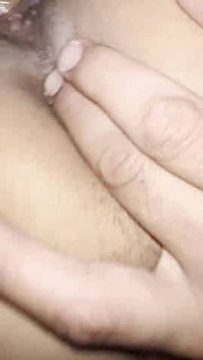 Bareback her wet Pussy