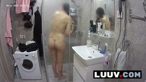 LUUV. Tattooed Alice gets ready for the evening reality show segment in the shower