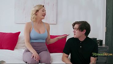 Stepson confesses love for MILF's camel toe in steamy scene
