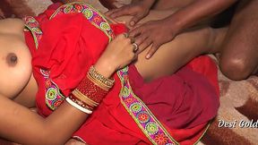 Indian housewife's deepthroat and doggystyle sex tape with lover