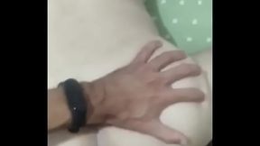 Ajudante de pedreiro safado e dotado me meteu a pica no meio da obra