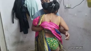 Indian Desi Bhabhi Sex In Saree.