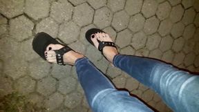 Extreme Flip Flops and Extremely Sexy Feet