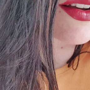 Creamy facesitting POV, get closer and stick your tongue