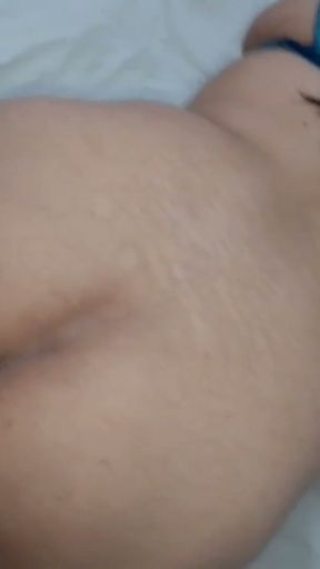 Indian hot aunty first time sex in the kitchen .   Clip 1