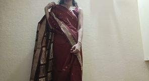 Isita Masturbating and Getting Horny in Saree